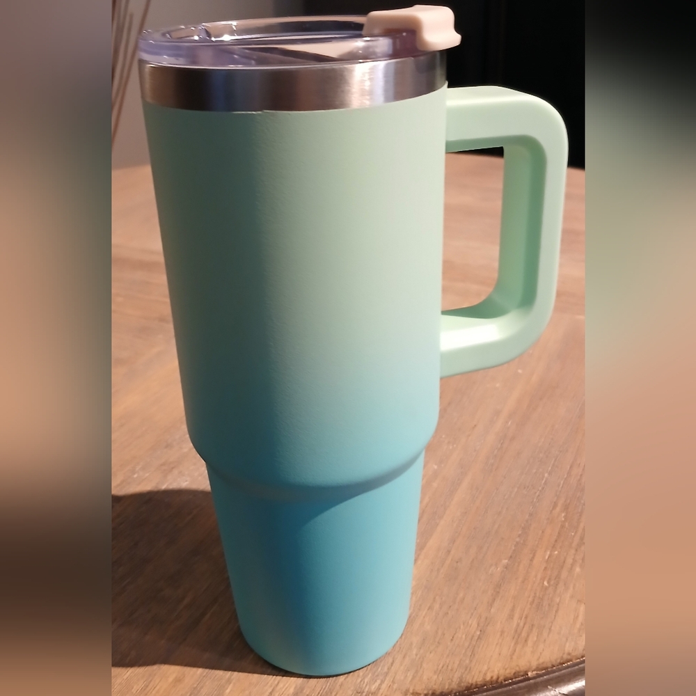 Pastel Green Gradient Coffee Mug